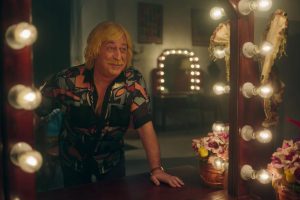Le Touche-à-tout : de quoi parle la série hommage au cinéma turc sur Netflix ?