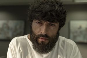 Derniere nuit a Tremor : c'est quoi ce thriller espagnol à huis clos qui débarque sur Netflix ?