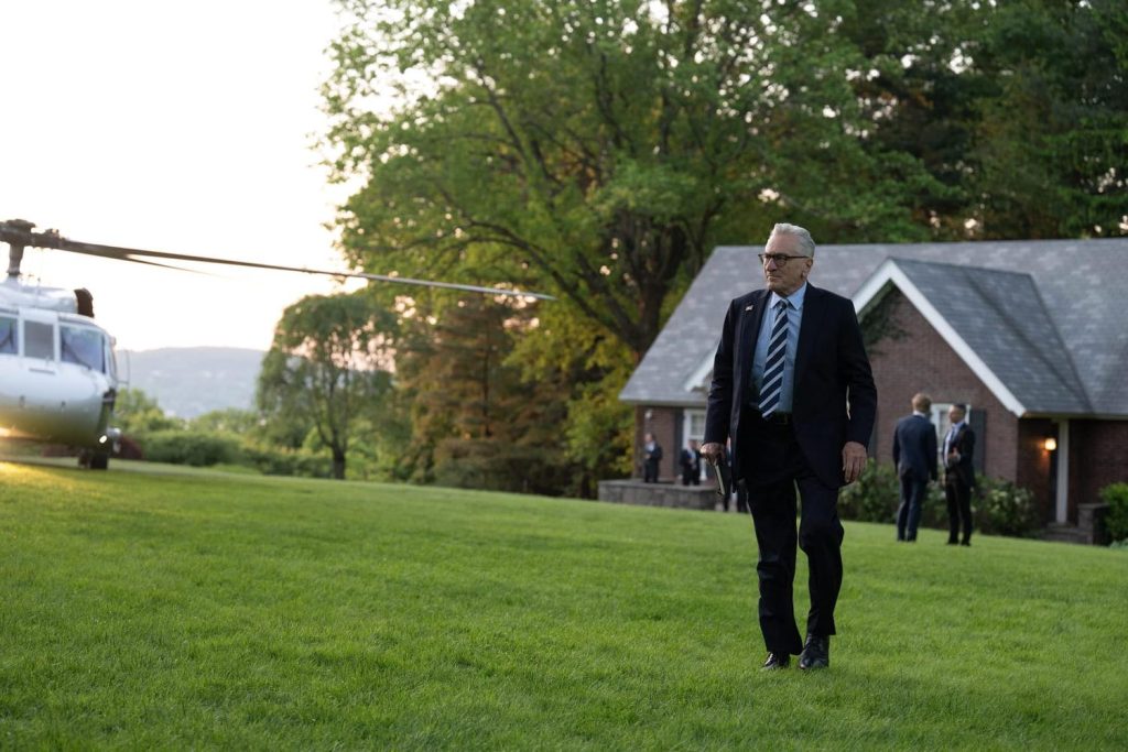 
                                                Nouveautés Netflix : Robert De Niro à l'affiche d'une série événement, les programmes à voir cette semaine                    