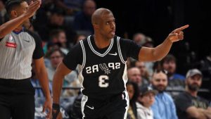 NBA Fans React to Chris Paul's Instagram Post After Spurs-Nets