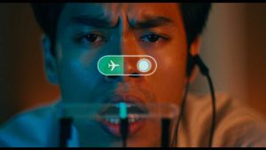 Do this one-second airplane tap before charging and your battery stops disappearing
