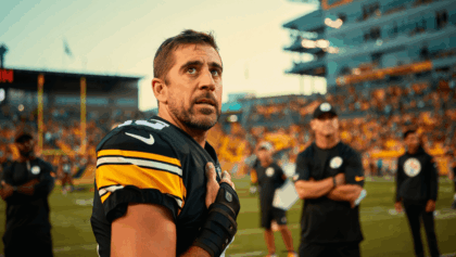 is aaron rodgers playing today? Steelers say he'll start vs. Bills despite multiple left-wrist fractures