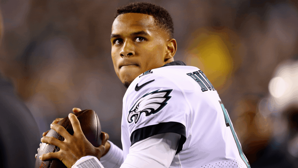 Lincoln Financial Field hosts Birds-Bears Black Friday showdown, Eagles favored outright