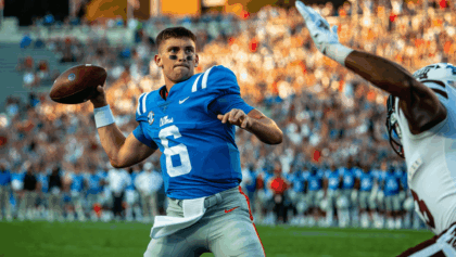 College football scores today: No. 7 Ole Miss dominates Mississippi State 38-19, No. 13 Utah edges Kansas 31-21 on Black Friday