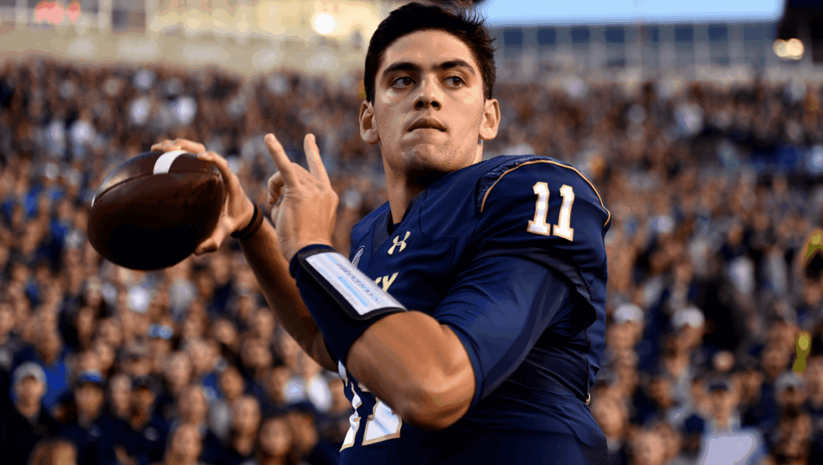 Navy faces Memphis tonight in Thanksgiving showdown with American Conference implications