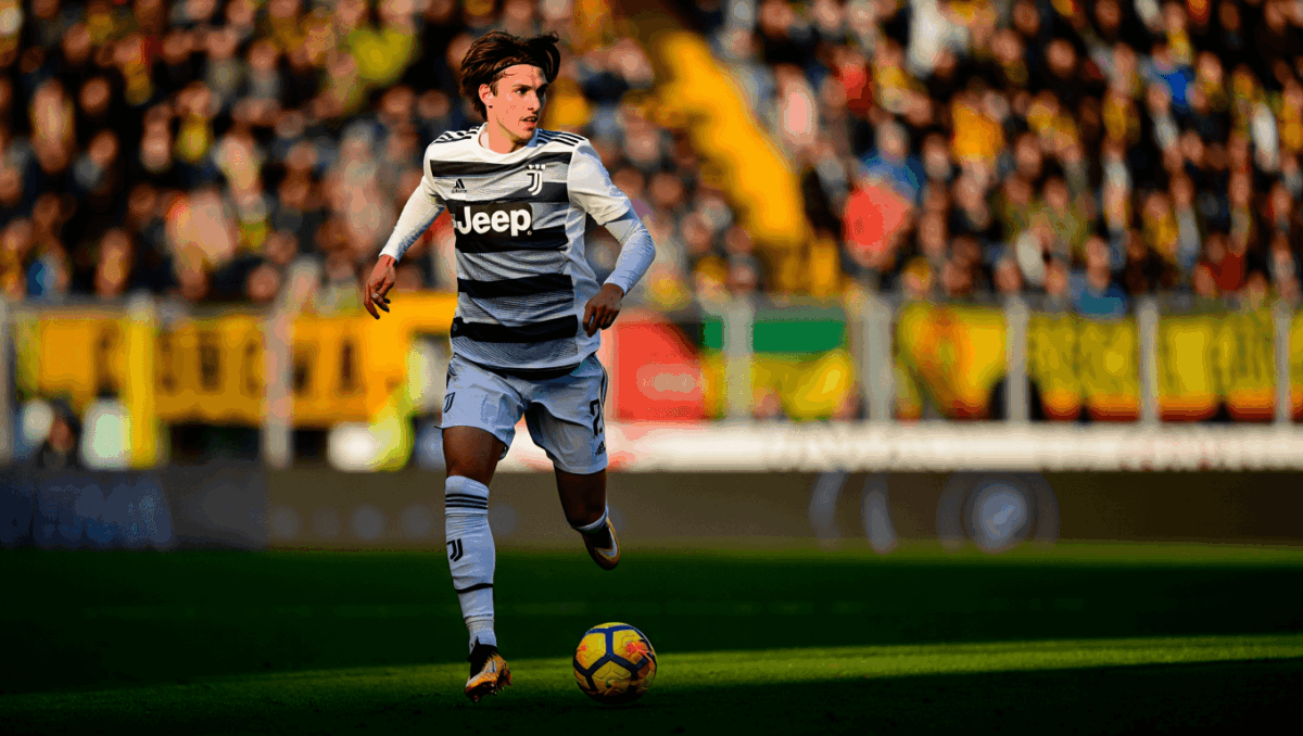 Juventus faces Cagliari in Serie A clash seeking to extend unbeaten run