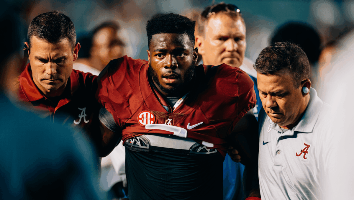 Jam Miller injury update: Alabama RB suffered lower-leg injury last night vs Auburn, status uncertain for SEC Championship