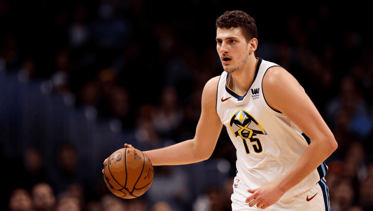 Nuggets favored over struggling Grizzlies with 71% win probability, Jokic draws 2-game hot streak