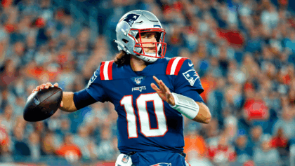 Drake Maye hits career-high 294 yards as Patriots clinch 10-2 record, extend win streak to 9