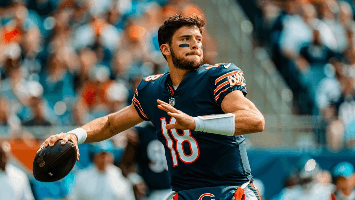 Caleb Williams chases NFL history against Eagles tonight, needs just 14 TDs to become first Bear with 30-TD season