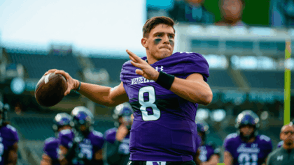 Northwestern faces Illinois in Big Ten regular season finale, Wildcats aim for back-to-back wins tonight