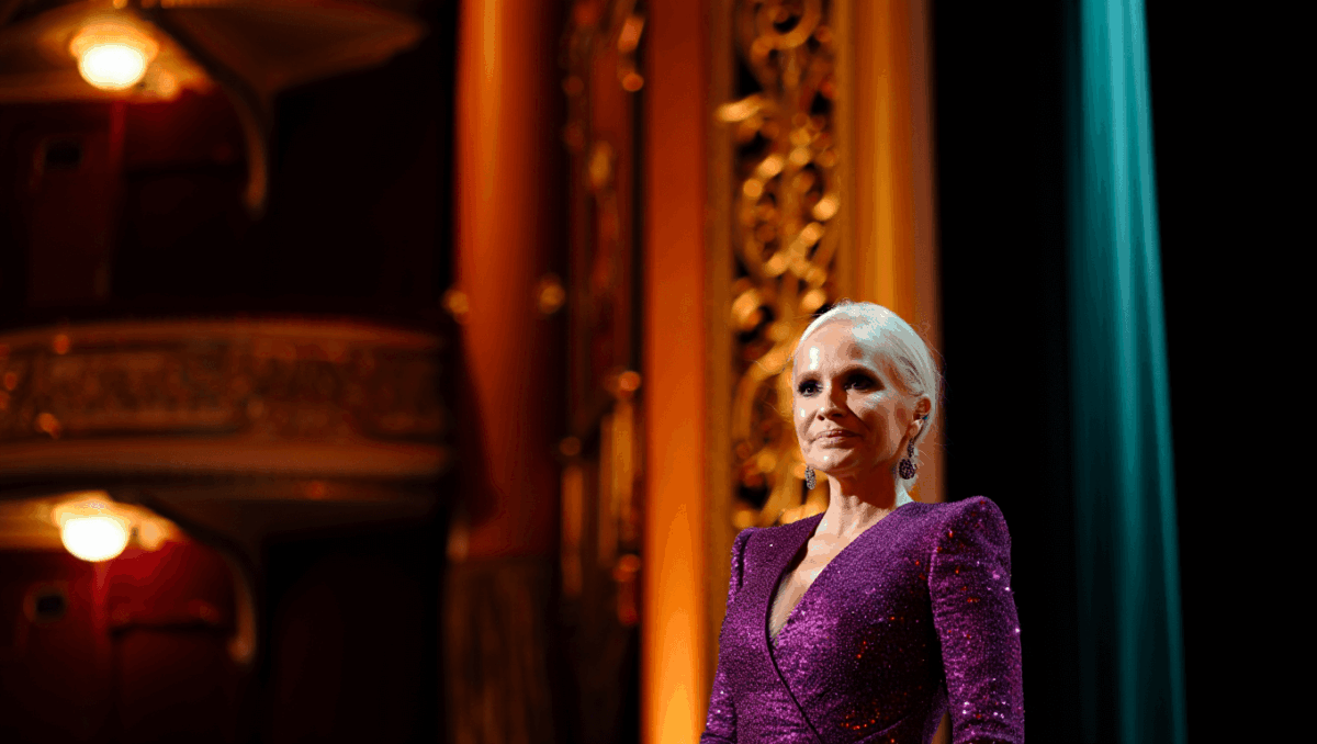 Queen of Versailles Broadway closes Jan. 4 after just 2 months, Kristin Chenoweth musical ends surprising run