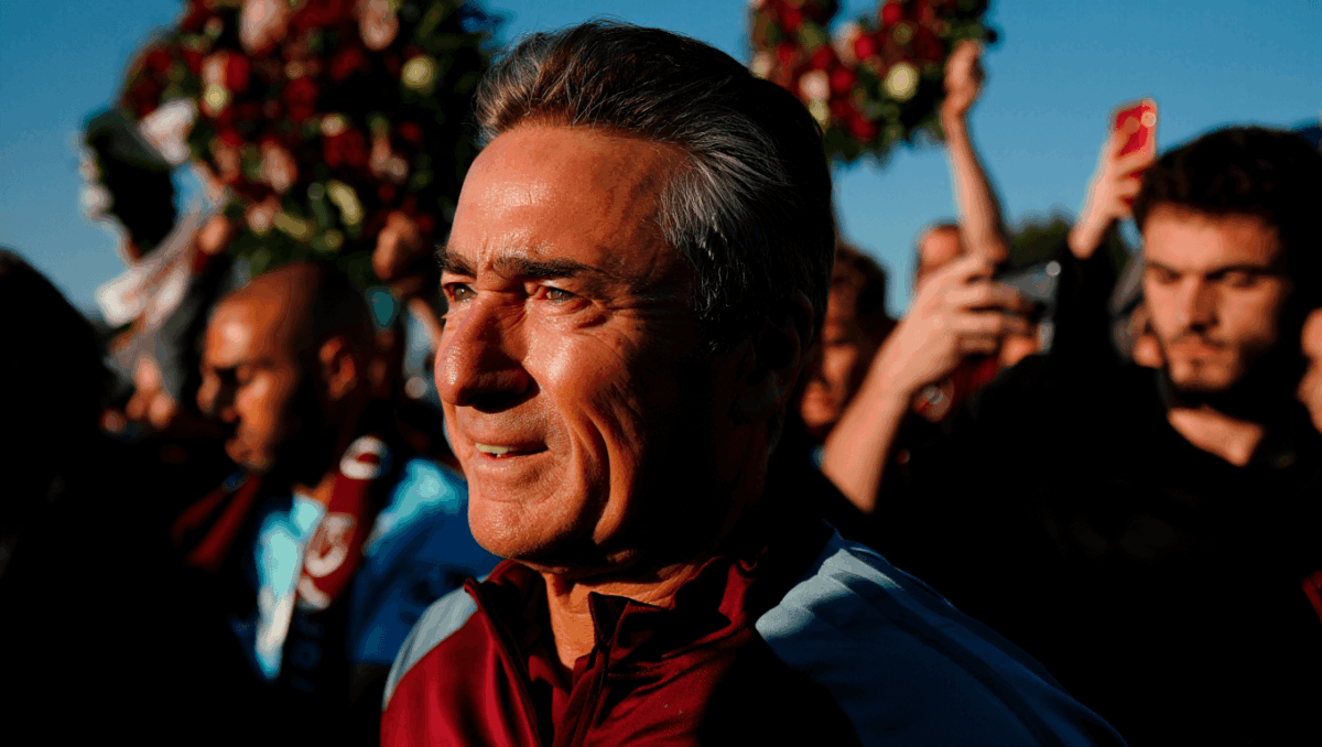 Billy Bonds, West Ham legend and club's greatest-ever player, dies at 79