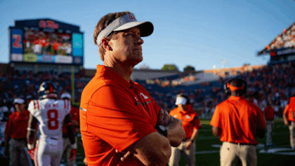 Egg bowl sees Ole Miss favored to beat Mississippi State with Lane Kiffin's future in doubt