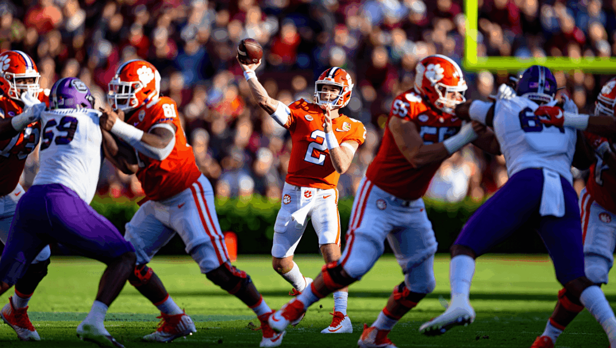 Clemson vs South Carolina prediction: Expert picks favor Gamecocks -2.5 in Palmetto Bowl rivalry clash