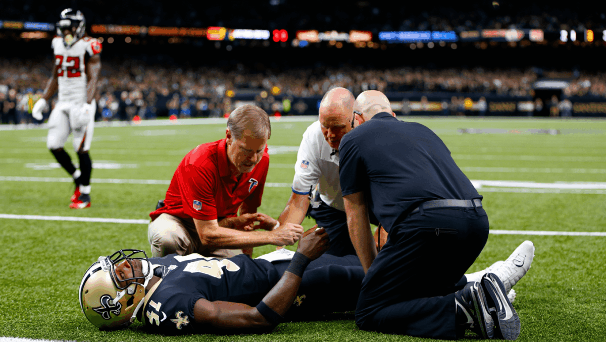 Alvin Kamara out with knee injury, won't play vs Dolphins this week