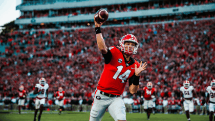 Georgia vs Georgia Tech faces off tonight in battle of ranked rivals, No. 4 Bulldogs clash with No. 23 Yellow Jackets