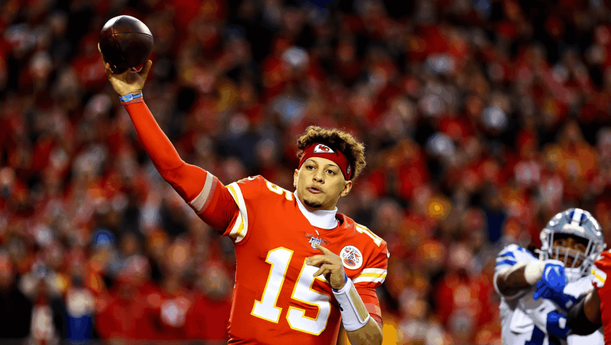 Chiefs game tonight: Patrick Mahomes faces Cowboys in crucial Thanksgiving showdown at AT&T Stadium
