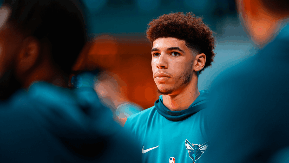 LaMelo Ball shuts down trade rumors with powerful statement: 'I love being here'