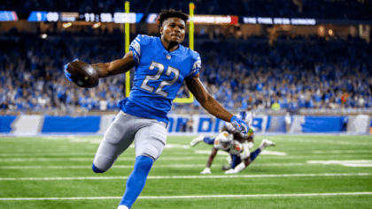 Jahmyr Gibbs dominates with 264 scrimmage yards & 3 TDs after breaking Lions record vs Giants last night