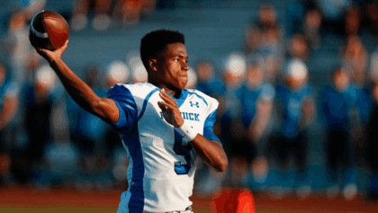 Fenwick stuns #1 Nazareth 28-27 in OT thriller, heads to 6A state championship game