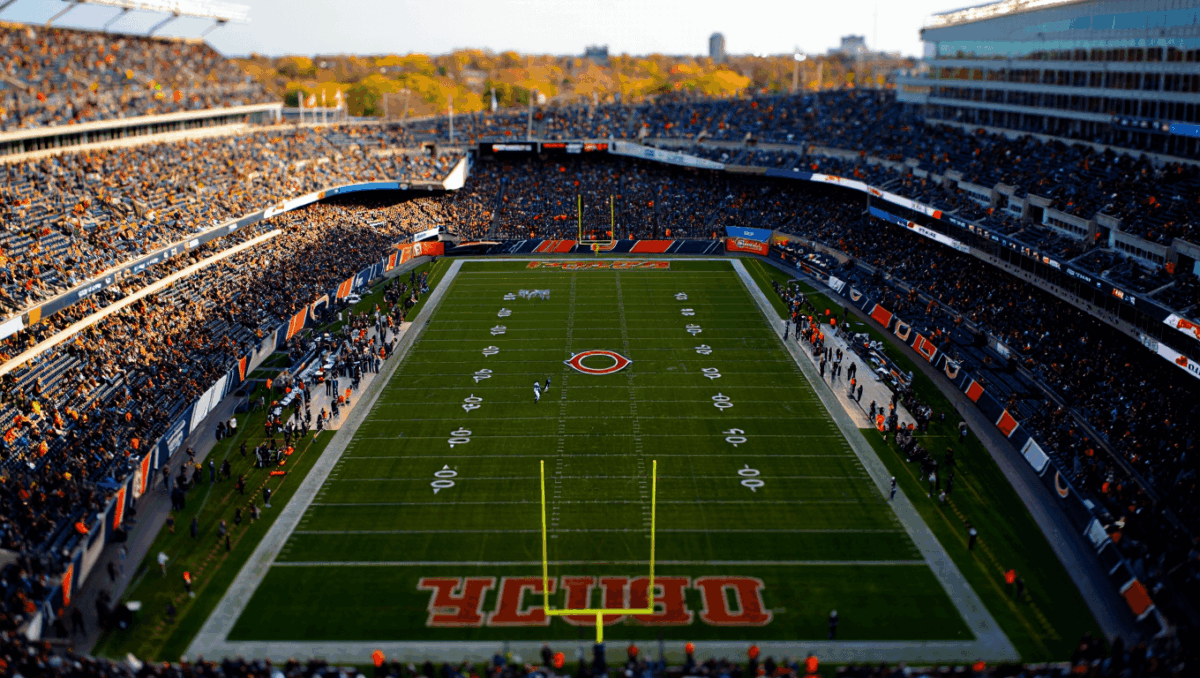 Chicago Bears unbeaten in 8 with home-field edge, face red-hot Steelers in Week 12 showdown