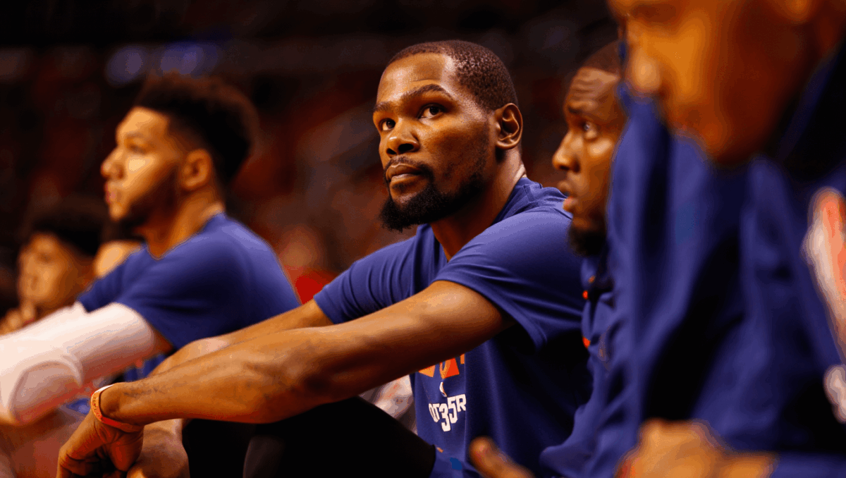 Kevin Durant misses Warriors game tonight with personal matter, out for second straight contest