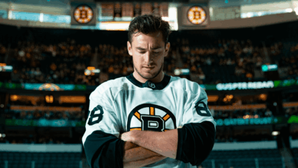 Rangers face Bruins in Black Friday matinee at TD Garden, Pastrnak sidelined