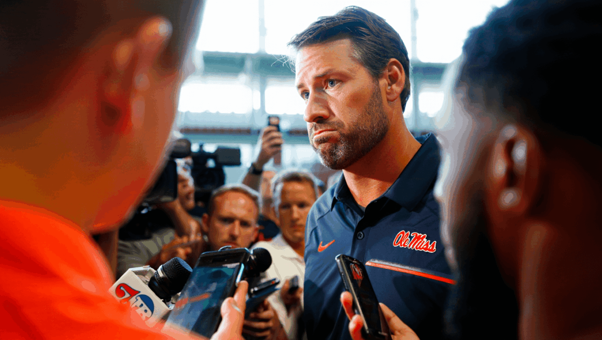 Lane Kiffin press conference this morning with Ole Miss team, major LSU announcement expected