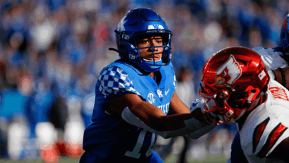 Kentucky faces Louisville tonight in Governor's Cup clash with bowl berth on the line