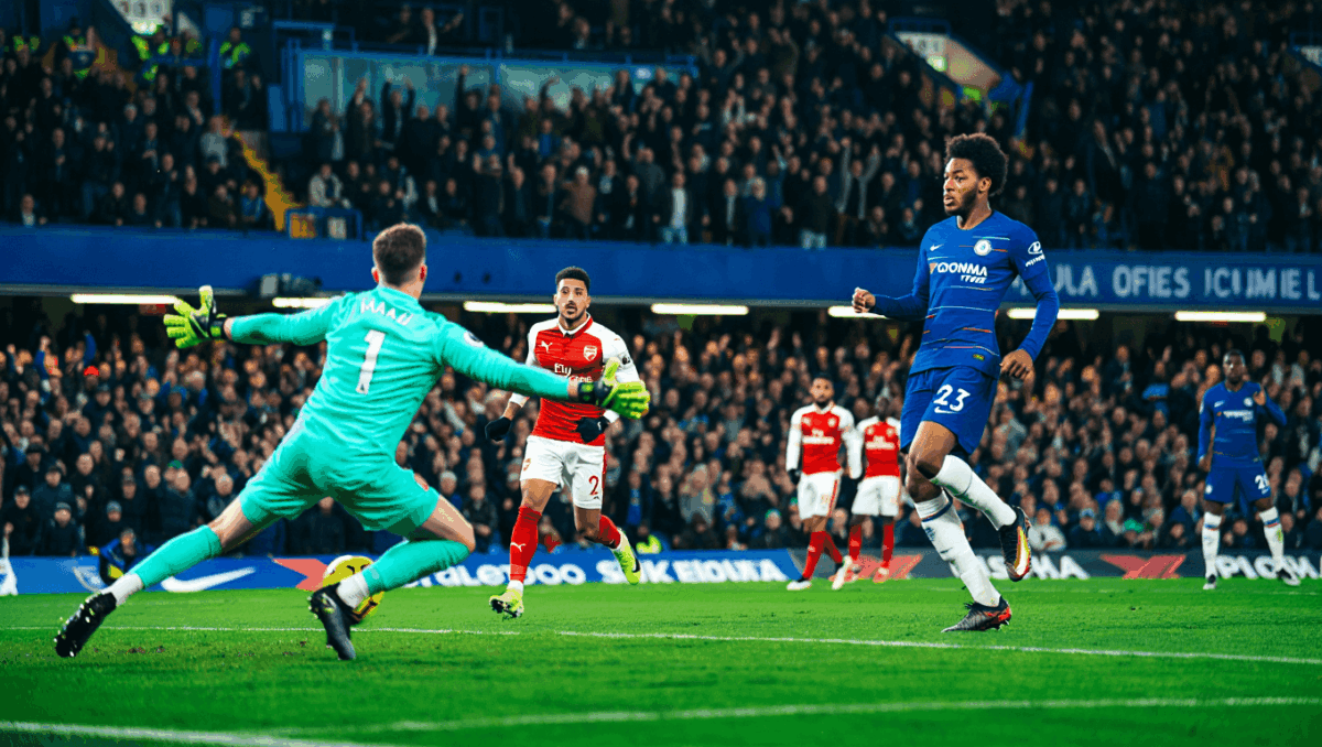 Arsenal vs Chelsea clash tonight in Premier League title race at Stamford Bridge, Gunners seek nine-point lead