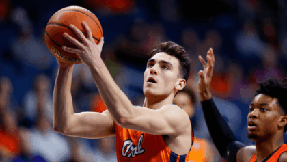 Oral Roberts basketball battles Kennesaw State to tie at 59, intense 2nd half thriller