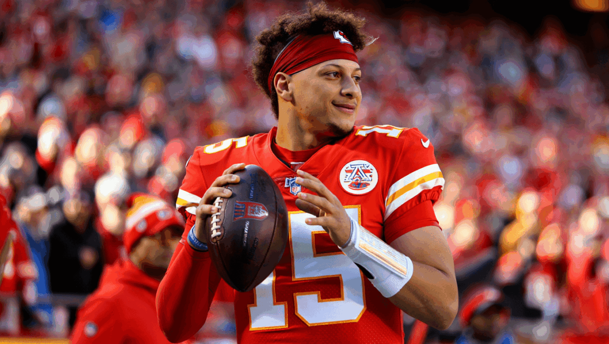 Start em sit em Week 13: Patrick Mahomes sets up for monster performance, here's who to bench this Thanksgiving