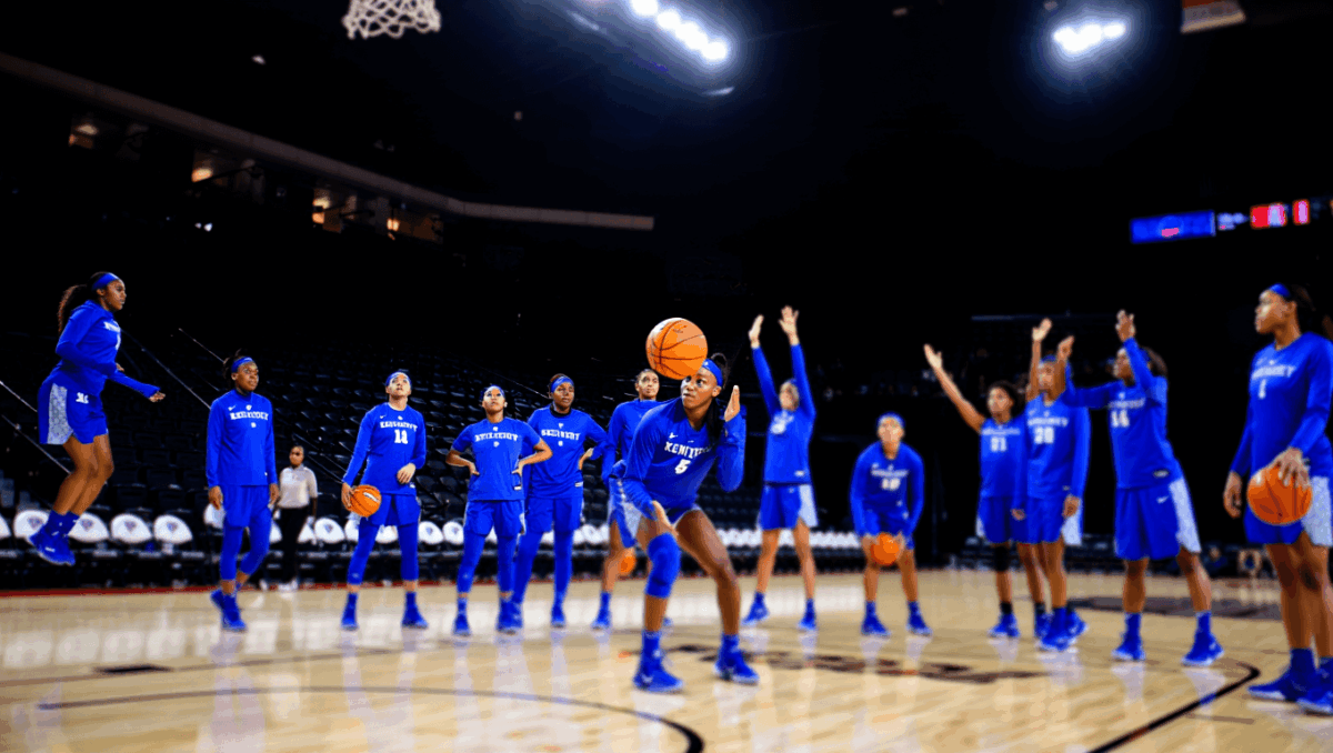 Kentucky faces undefeated Maryland tonight in crucial matchup, both teams perfect at 7-0
