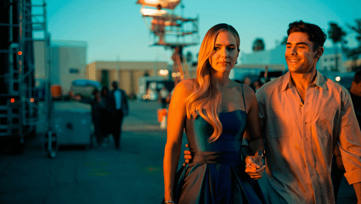 Dylan Efron's girlfriend Courtney King shows up at DWTS finale, here's why fans love her