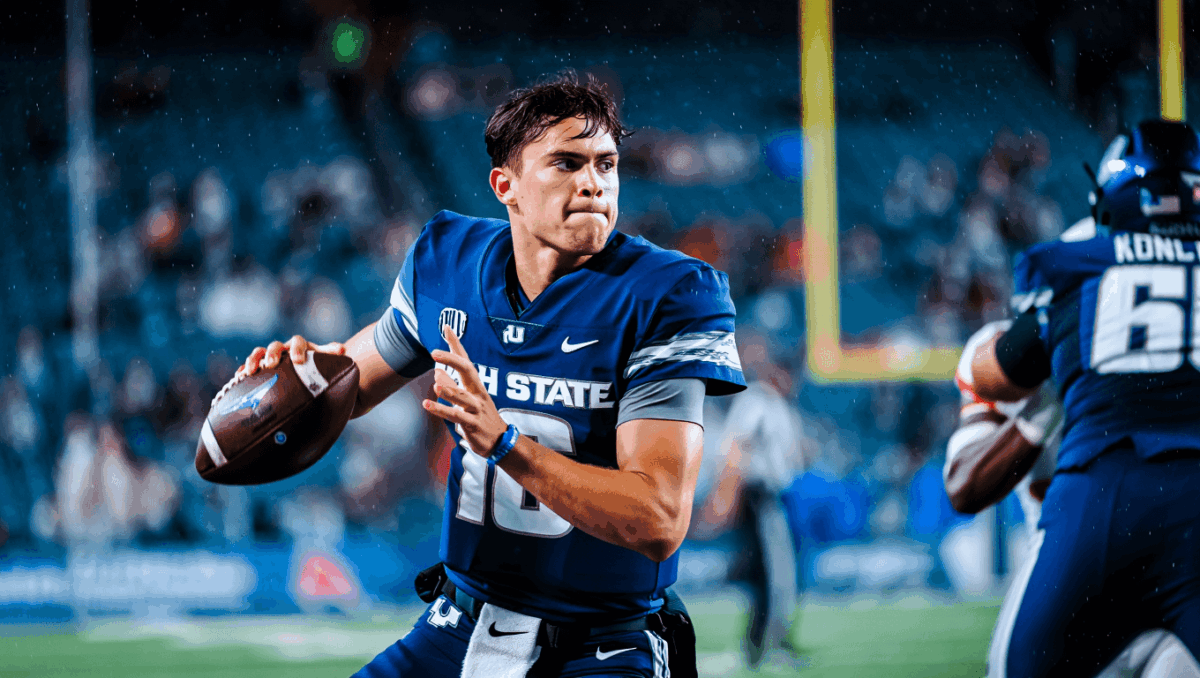 Utah State leads Boise State 24-19 in fourth quarter, Aggies fight to stay bowl-eligible
