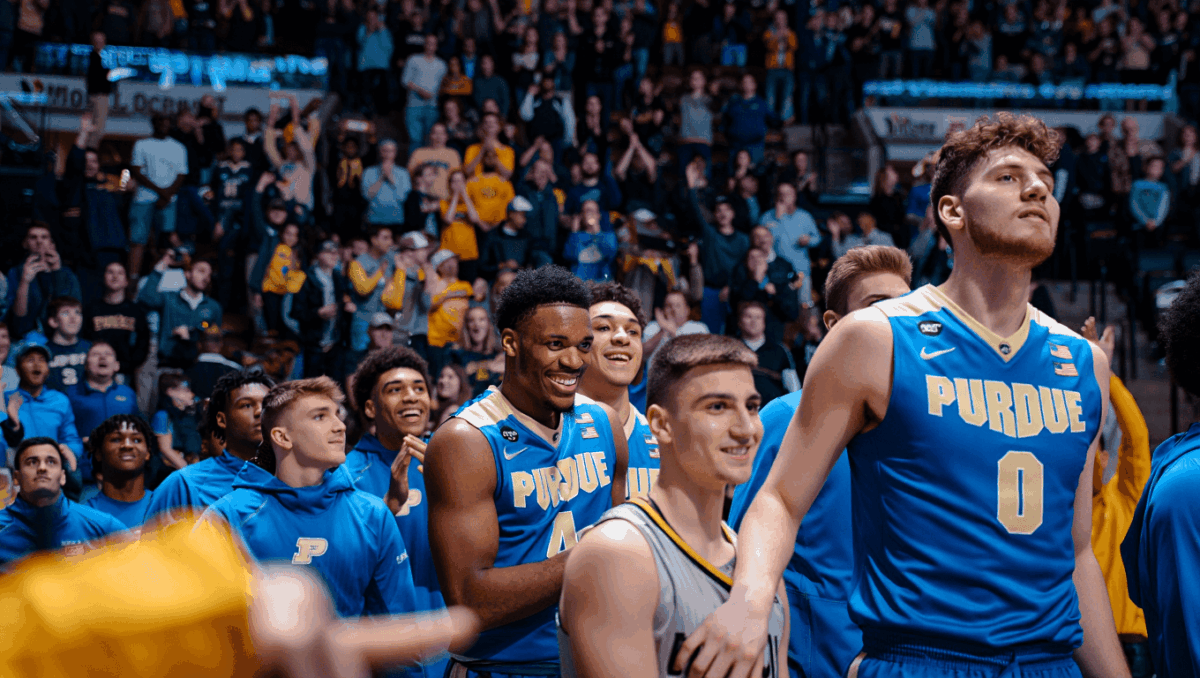 College basketball rankings shake up: Purdue stays No. 1, Arizona climbs to No. 2