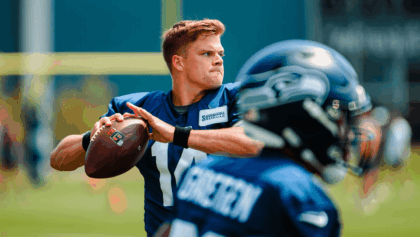 Who plays football today: 11 NFL games on slate for Week 13, Vikings face Seahawks seeking turnaround