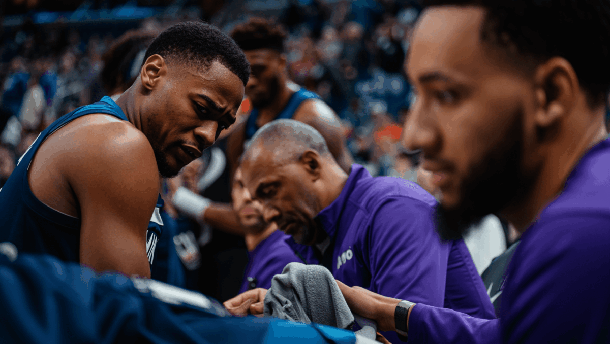 Anthony Edwards won't play Wednesday as Timberwolves battle foot soreness, franchise star sidelined third straight game