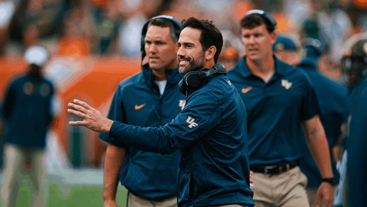 South Florida faces No. 16 Alabama tonight in battle of Oats coaching tree reunions