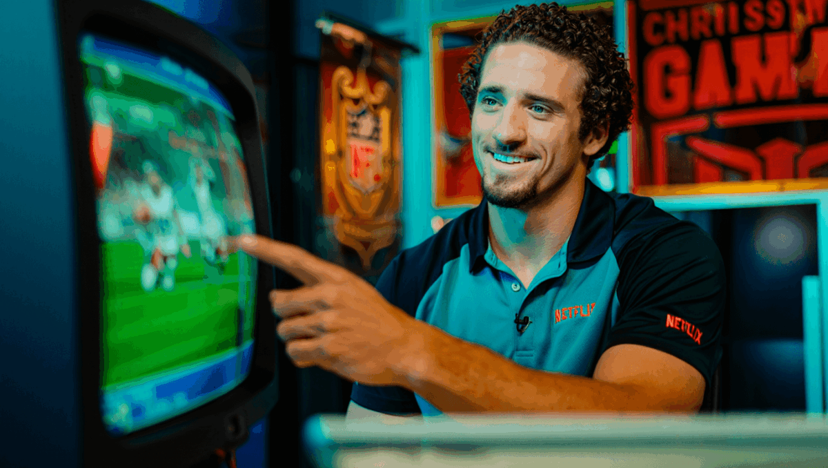 Seth Rollins makes NFL broadcasting debut on Netflix's Christmas Gameday, breaks down Lions and other playoff contenders