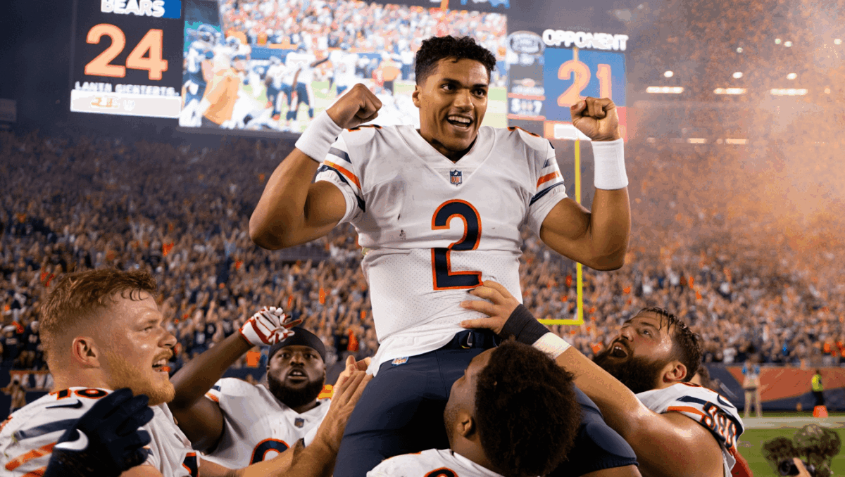 Bears clinch playoffs for first time since 2020 after Steelers beat Lions