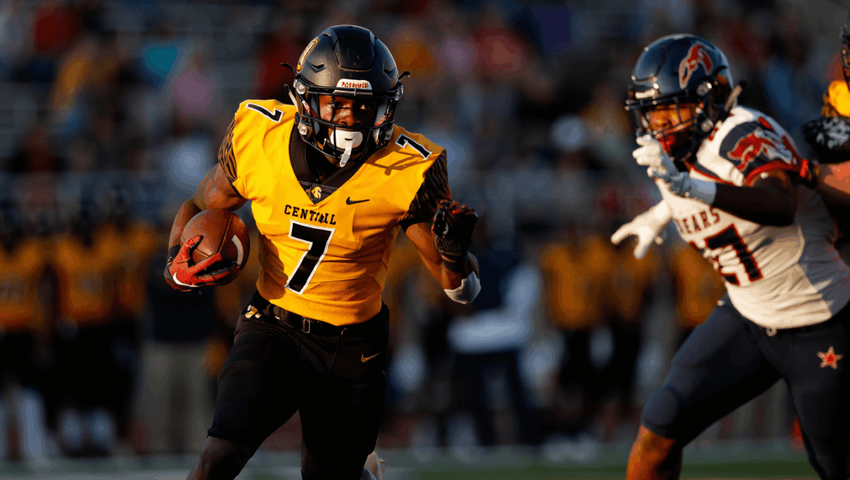 Thomas County Central faces Gainesville tonight for Georgia Class 5A crown, undefeated Yellow Jackets seek second title in three years
