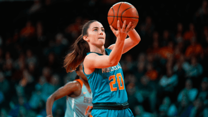 Morehead State faces No. 19 Notre Dame in ACC showdown last night as Katie Dike leads Eagles quest for upset