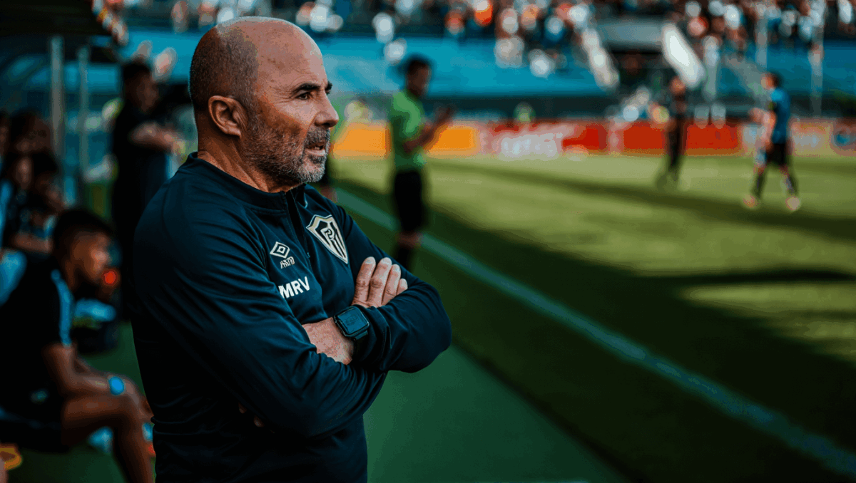 Atlético-MG faces Vasco da Gama in season finale with playoff hopes on line in Brasileirão