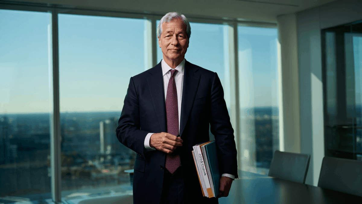 JPM stock trading near record highs as J.P. Morgan unveils major 2026 alternatives outlook and blockchain payment milestones