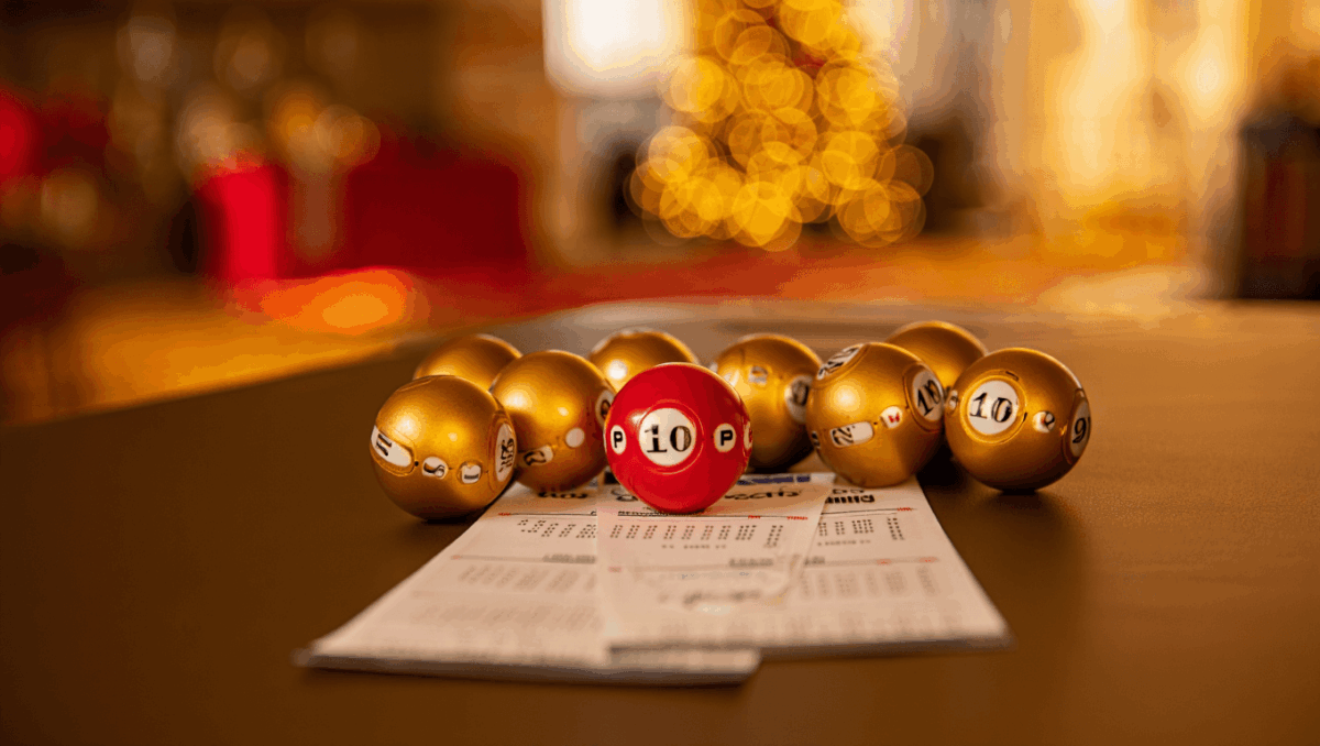Powerball hits $1.7 billion for Christmas Eve drawing, 4th largest jackpot ever
