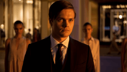 Evan Peters stars in Ryan Murphy's 'The Beauty,' new FX thriller with deadly fashion conspiracy