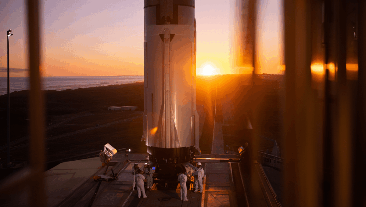 SpaceX targets Falcon 9 launch tonight with Italian satellite mission after scrub