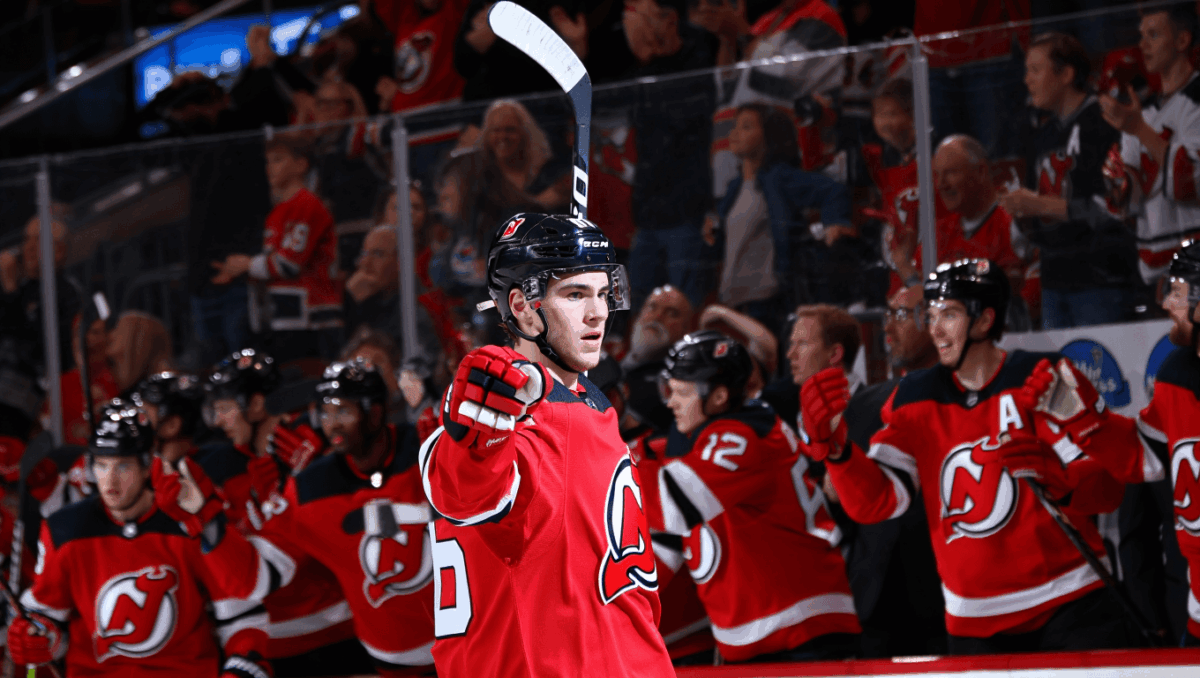 Devils vs Islanders takes the ice tonight on Christmas Eve, both teams fighting for playoff positioning